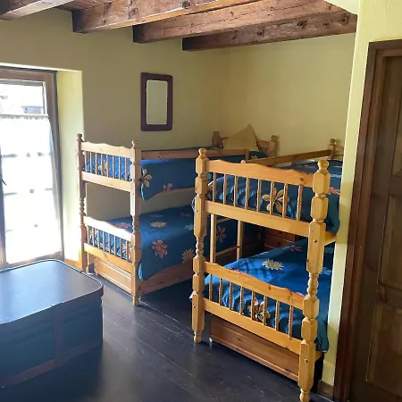 BPirineos-Aigualluts Apartment